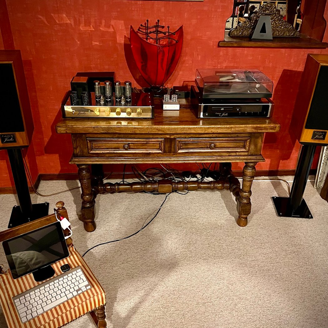 Vinyl9 2